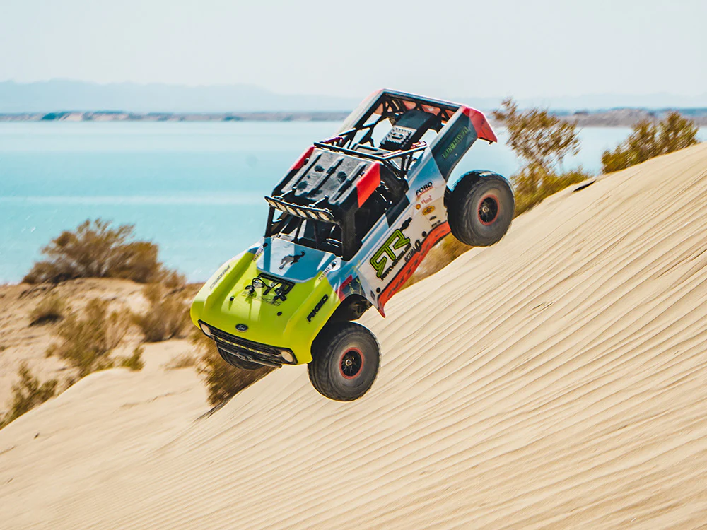 FMS 1:7 Ford Bronco RTR Brushless 4WD - Image 4